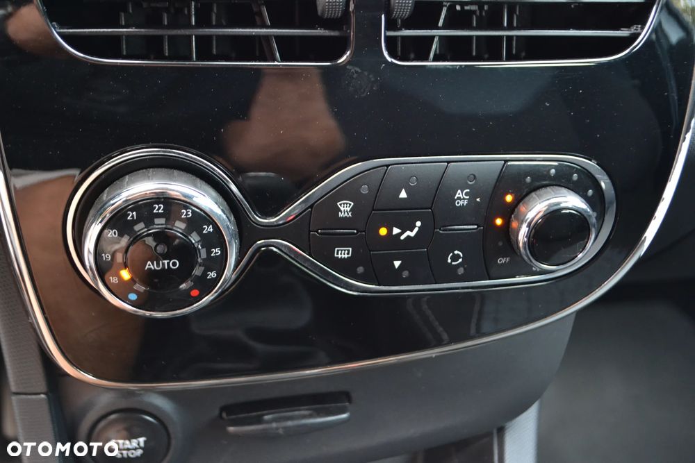 Renault Clio - 27