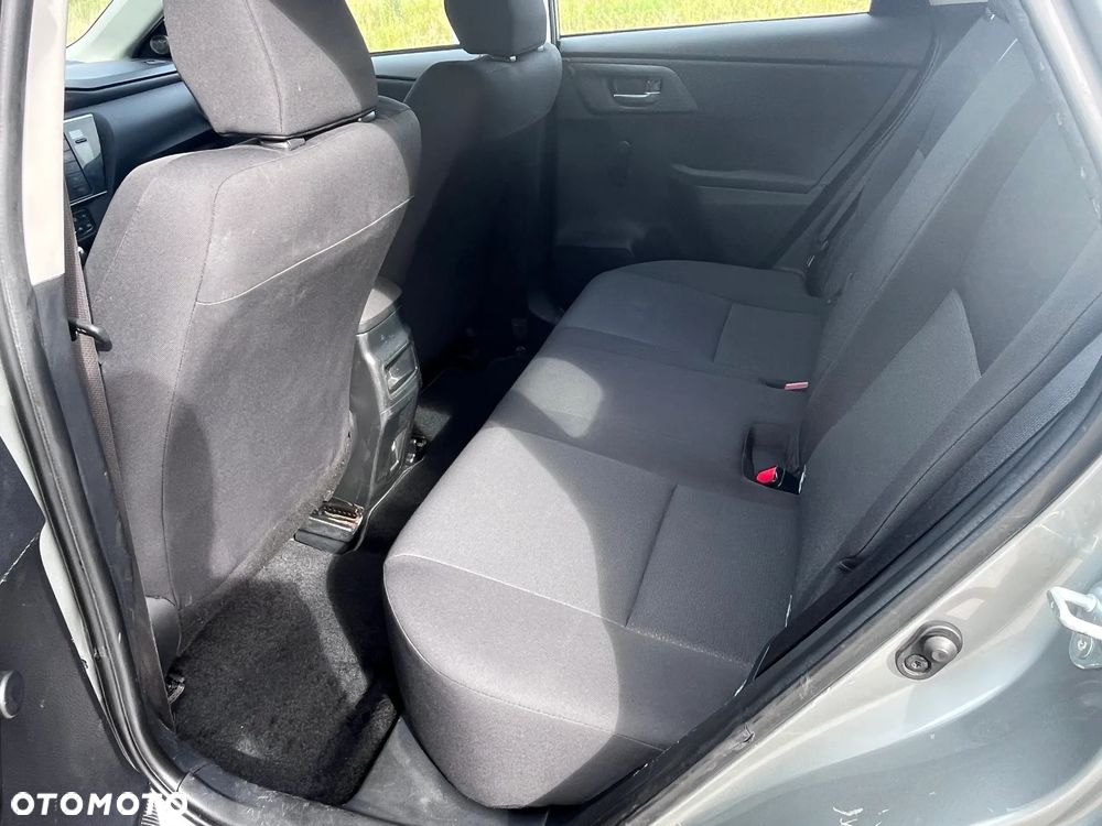 Toyota Auris 1.33 VVT-i Active - 12