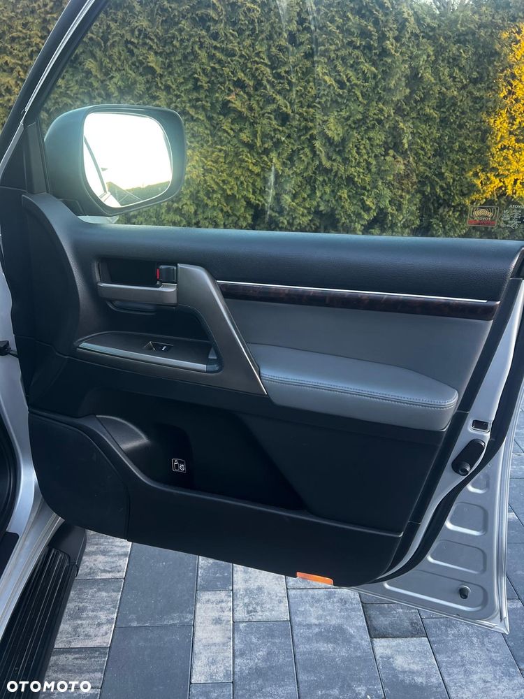 Toyota Land Cruiser LC 4.5 D-4D Prestige - 6