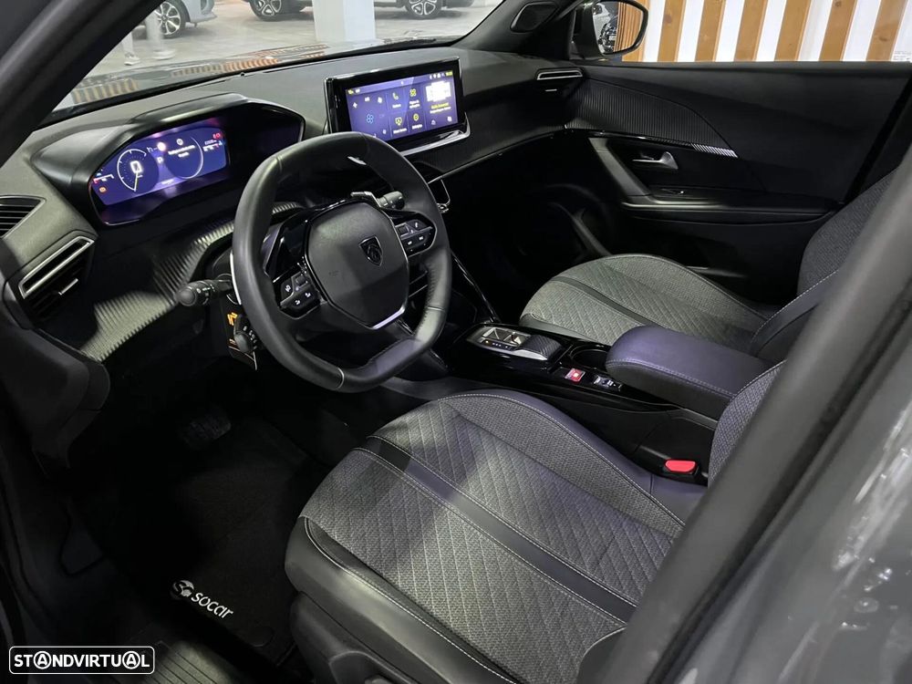 Peugeot e-2008 54 kWh Allure - 19