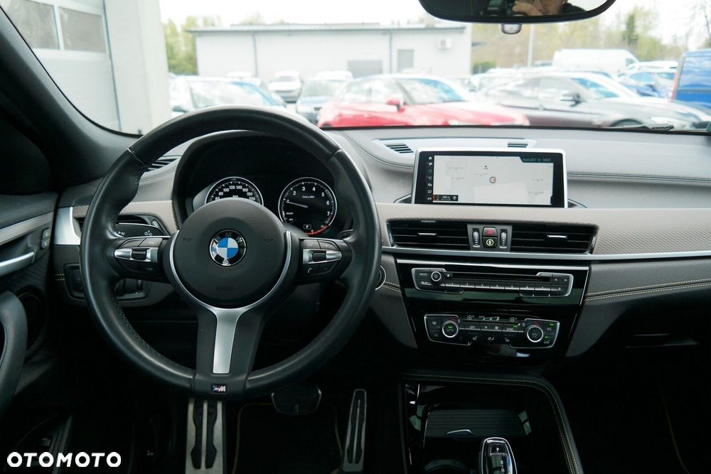 BMW X2 - 16