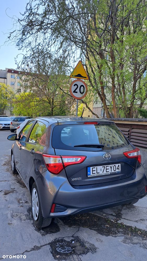 Toyota Yaris 1.0 Active - 2