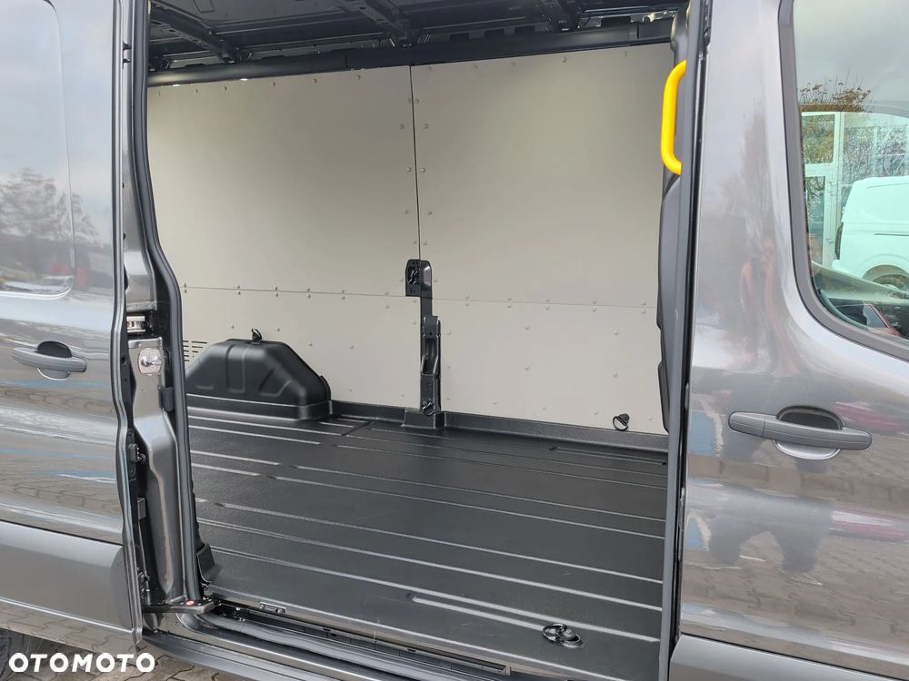Ford Transit - 32