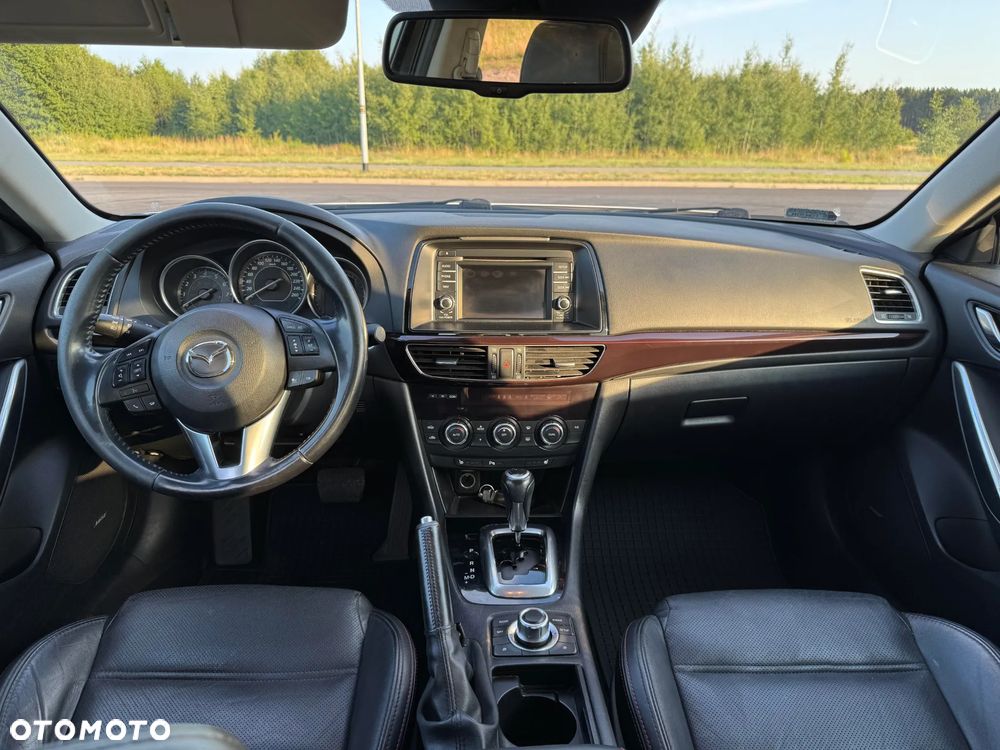 Mazda 6 - 12