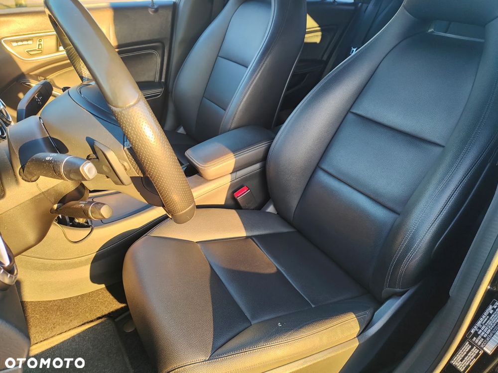 Mercedes-Benz CLA - 21