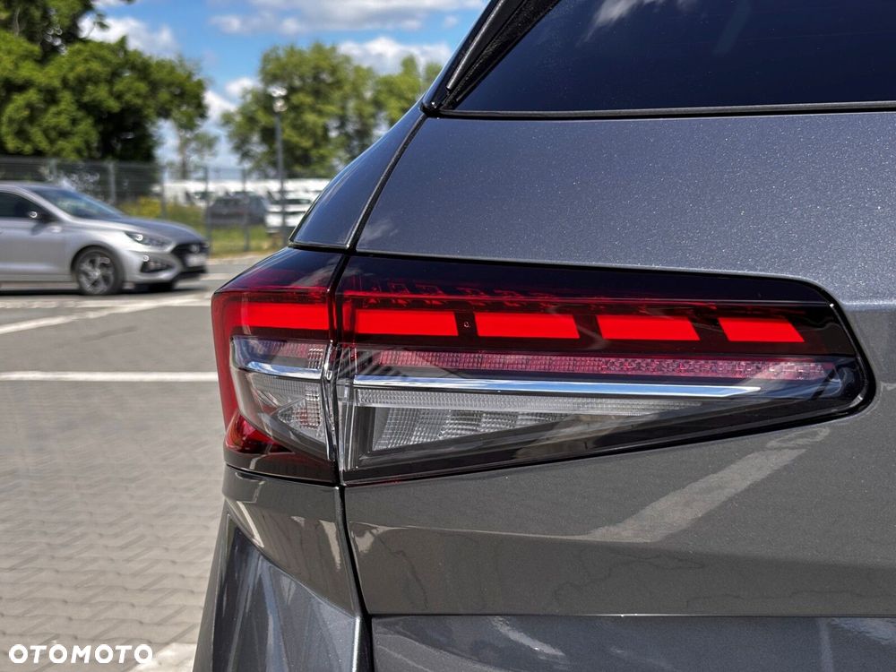 Skoda Superb 2.0 TDI SCR 4x4 Sportline DSG - 10
