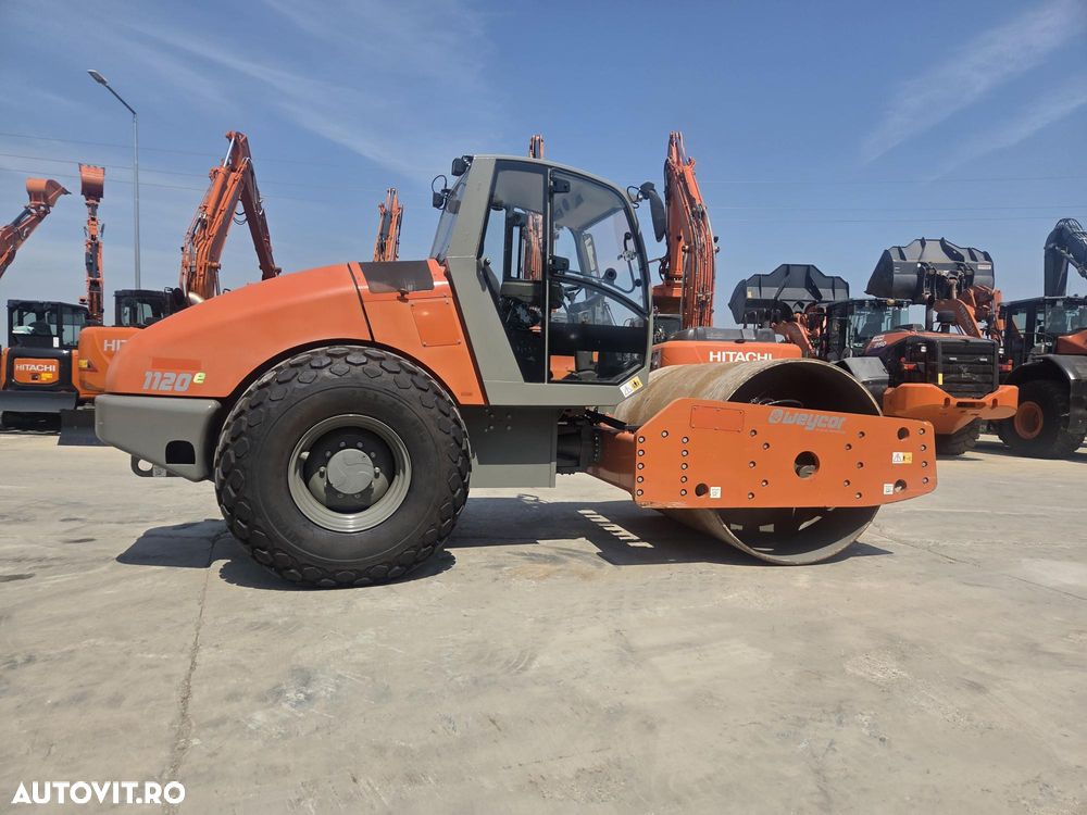 Atlas TERASAMENTE, 12,3tone, 2022, 500h, latime tambur 2,2m, produs in GERMANIA, motor Cummins 97kW, anv 90% ok, fara aer conditionat, lungime 5,7m, posibilitate leasing 4 ani, STARE CA NOU-PROMOTIE 69.900 EUR+Tva - 1