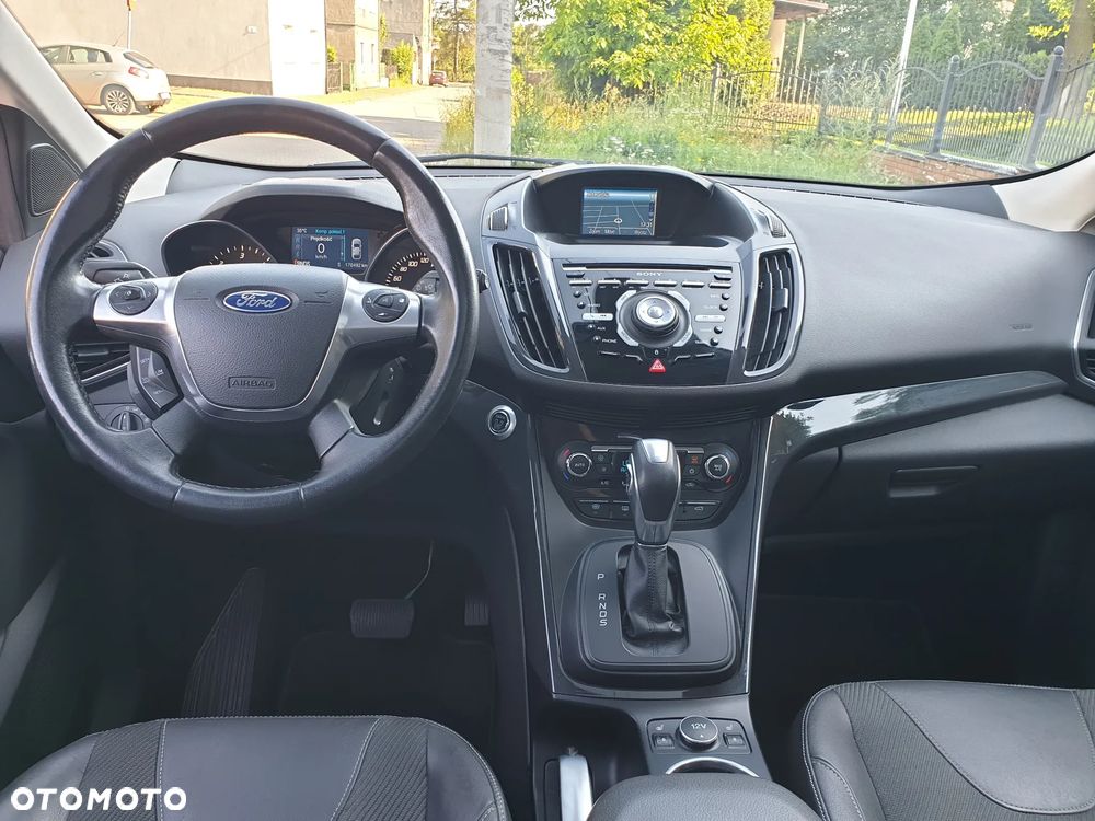 Ford Kuga 2.0 TDCi 4x4 Titanium - 6