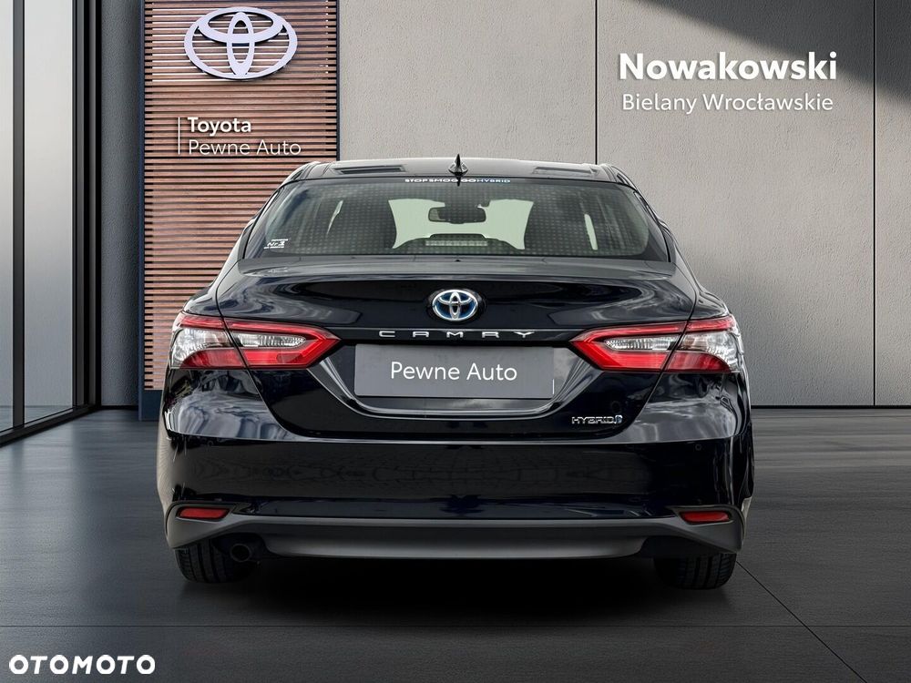 Toyota Camry 2.5 Hybrid Comfort CVT - 5