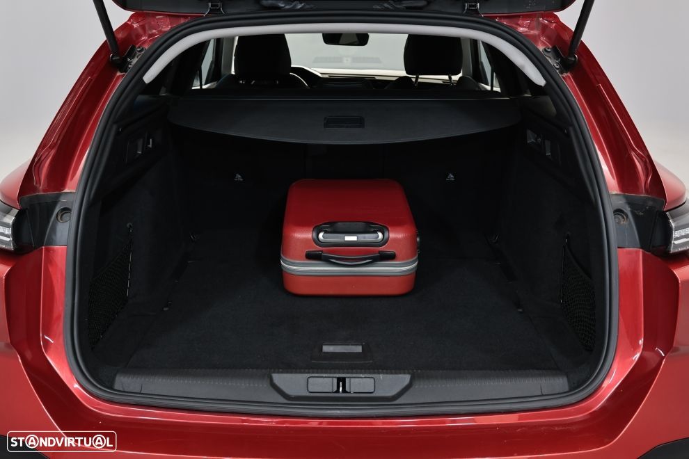 Peugeot 308 SW 1.5 BlueHDi Allure Pack EAT8 - 28