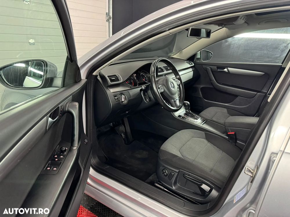 Volkswagen Passat 2.0 TDI DSG BlueMotion Technology Comfortline - 11