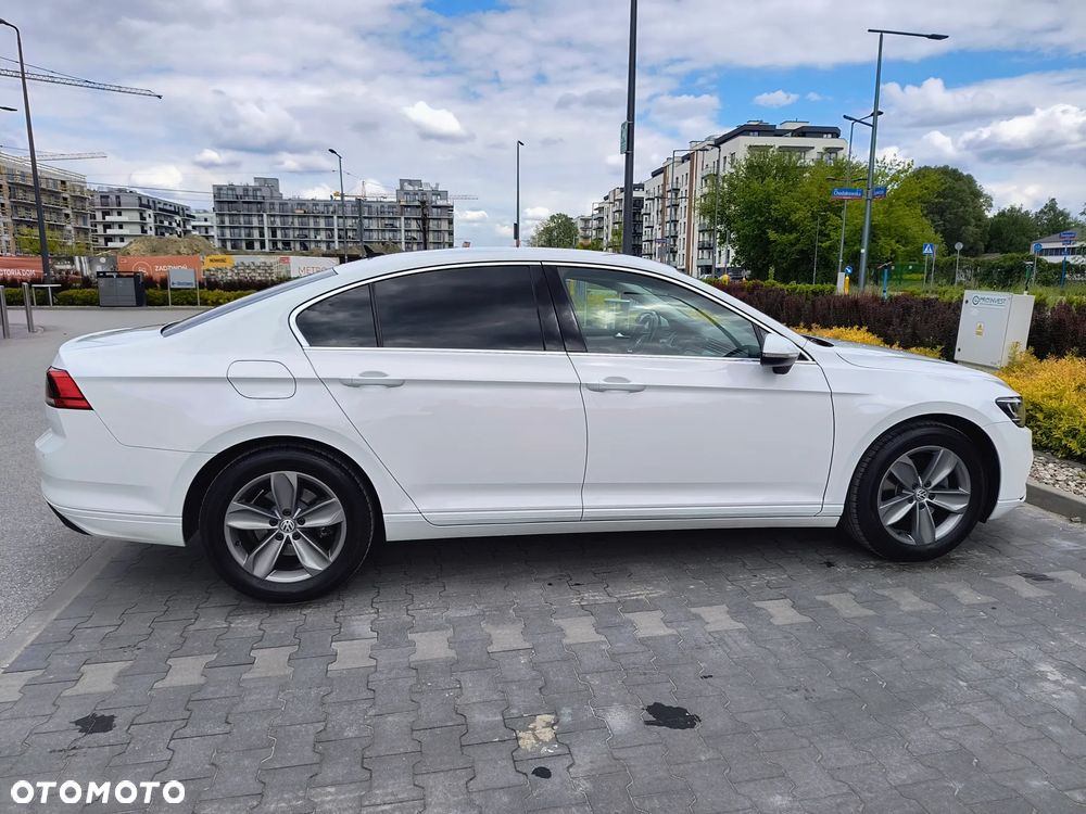Volkswagen Passat 1.5 TSI EVO Business - 3