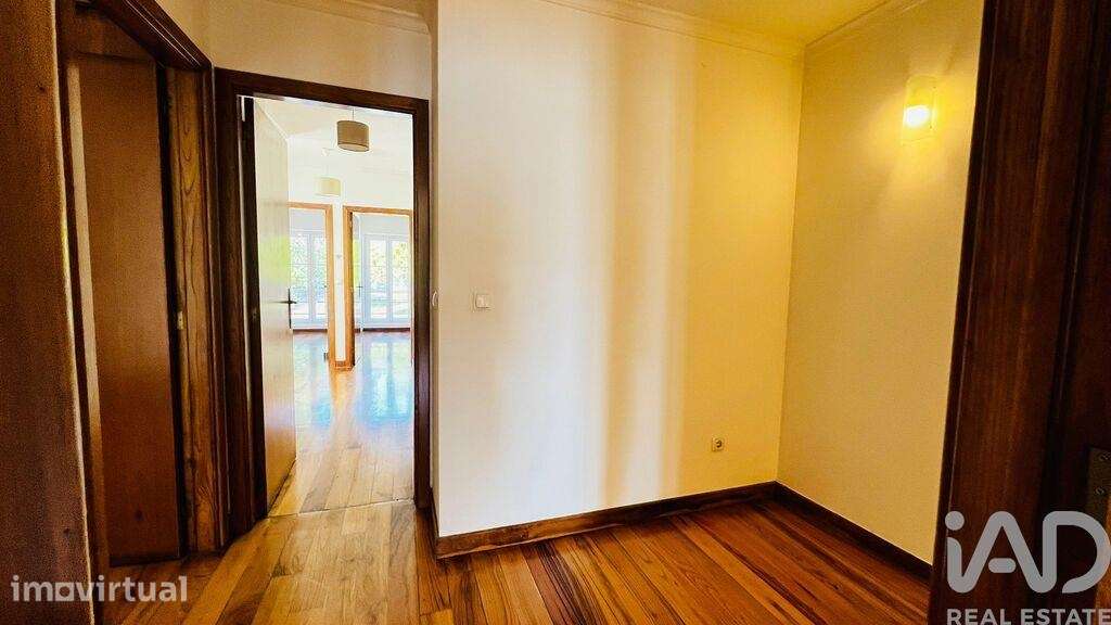 Moradia geminada T5 em Paranhos de 109 m2 - Grande imagem: 4/40