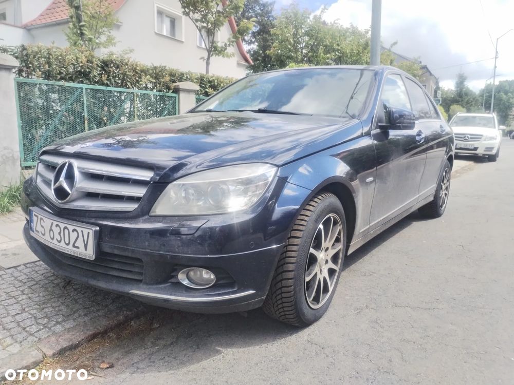 Mercedes-Benz Klasa C 180 Kompressor BlueEFFICIENCY - 4