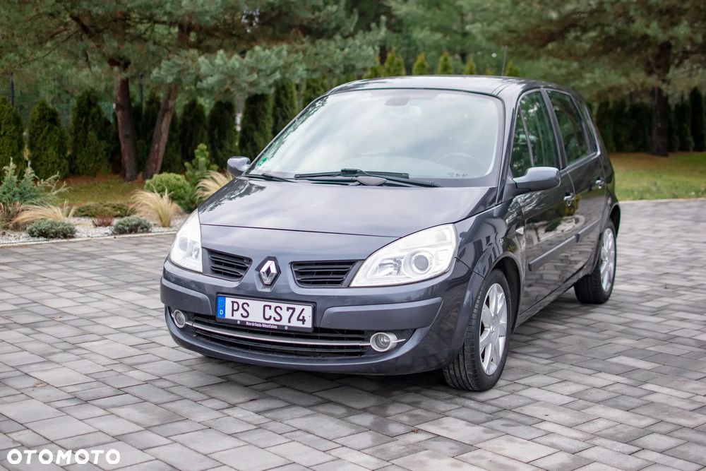 Renault Scenic - 11