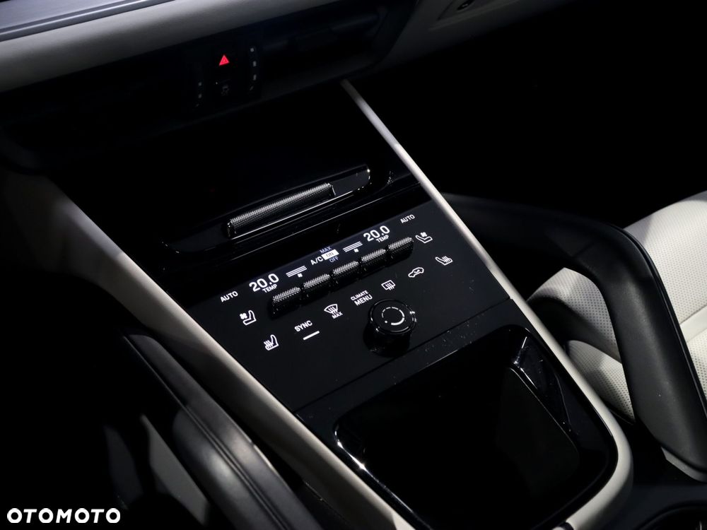 Porsche Cayenne E-Hybrid PHEV - 24