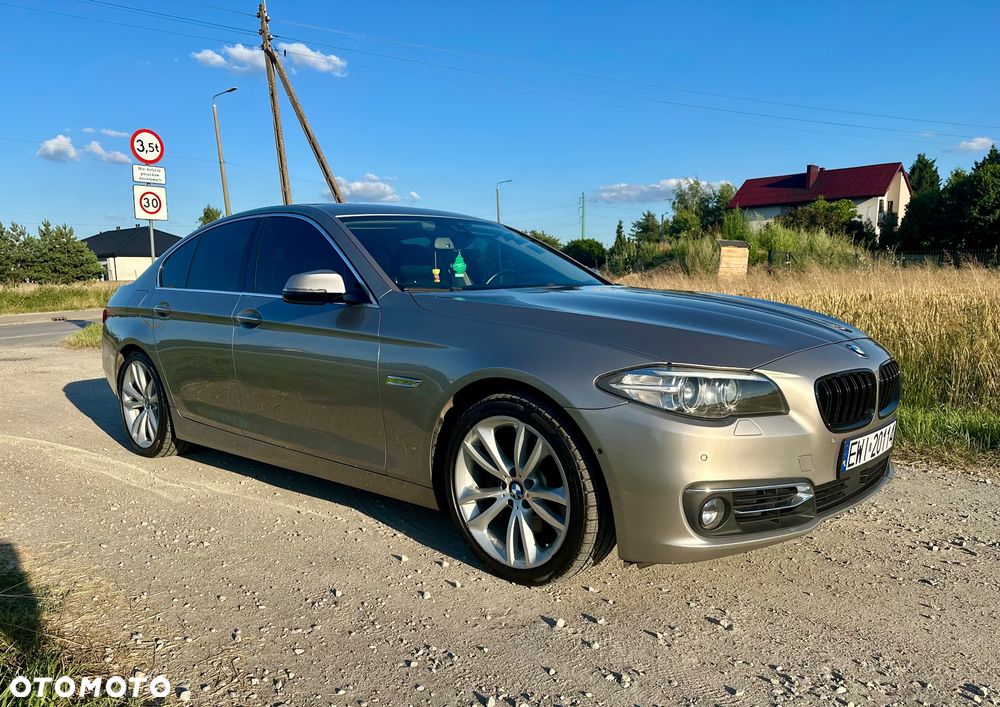 BMW Seria 5 535i xDrive Luxury Line - 9