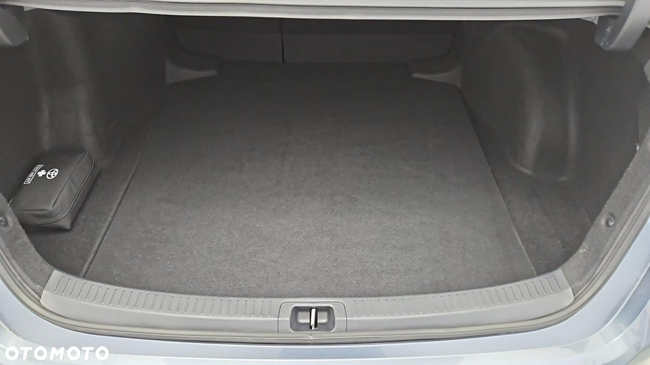 Toyota Corolla 1.5 Comfort - 24