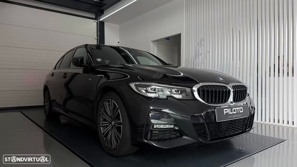 BMW 330 e Edição Desportiva M Auto - 6
