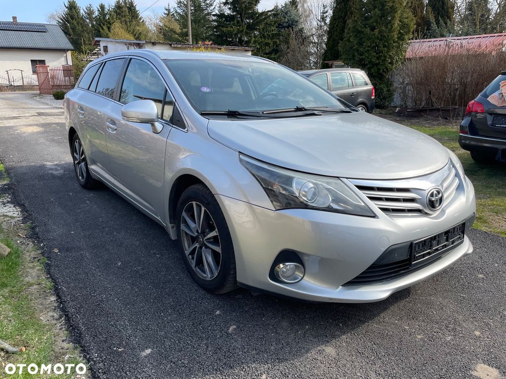 Toyota Avensis 1.6 Edition (2014) - 15