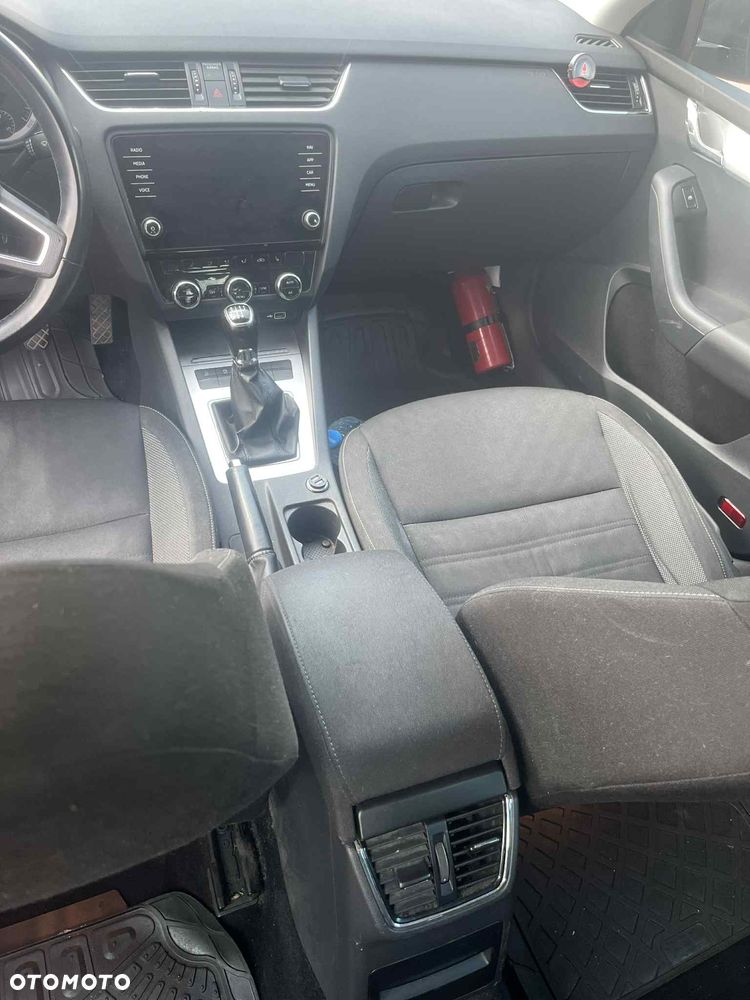 Skoda Octavia 1.6 TDI Ambition - 8