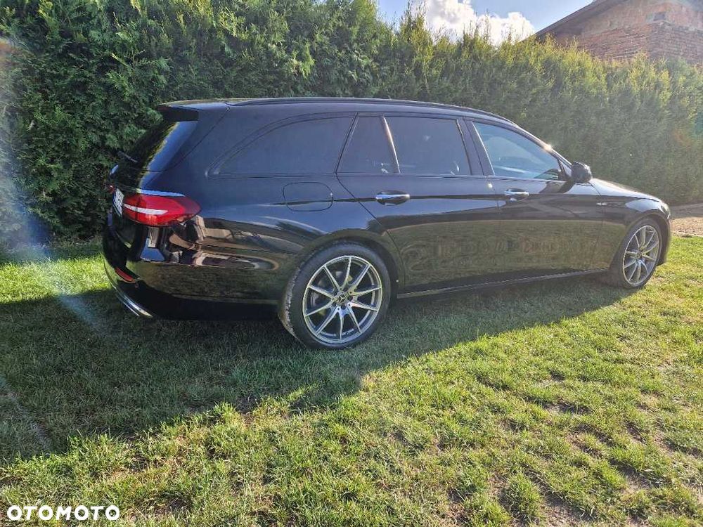 Mercedes-Benz Klasa E - 4