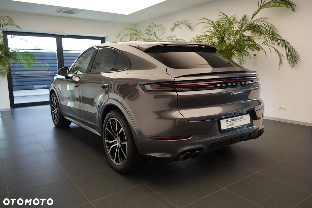 Porsche Cayenne Coupe - 6