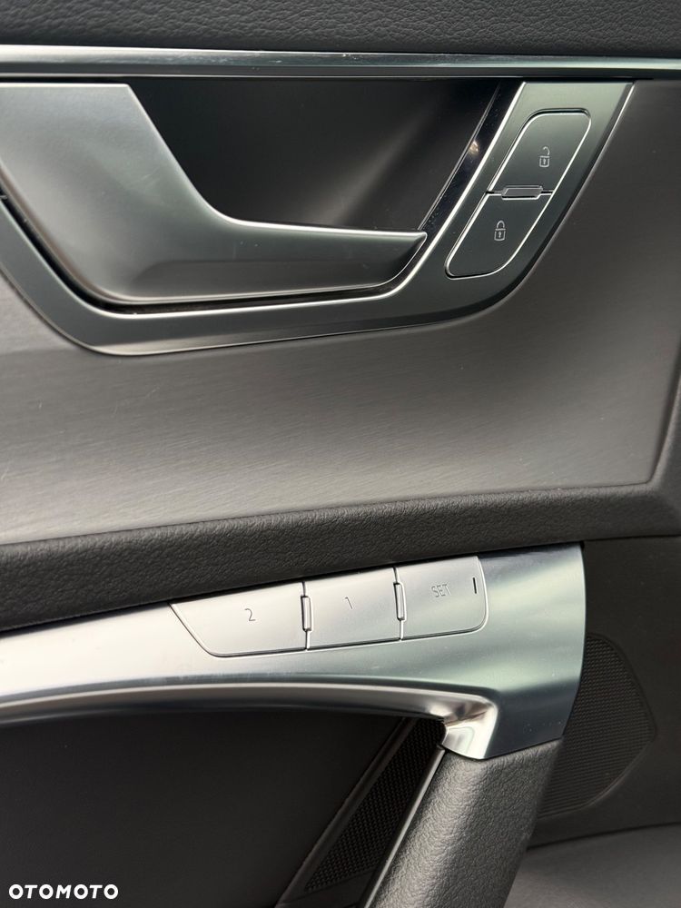 Audi A6 Avant 45 TFSI S tronic design - 25