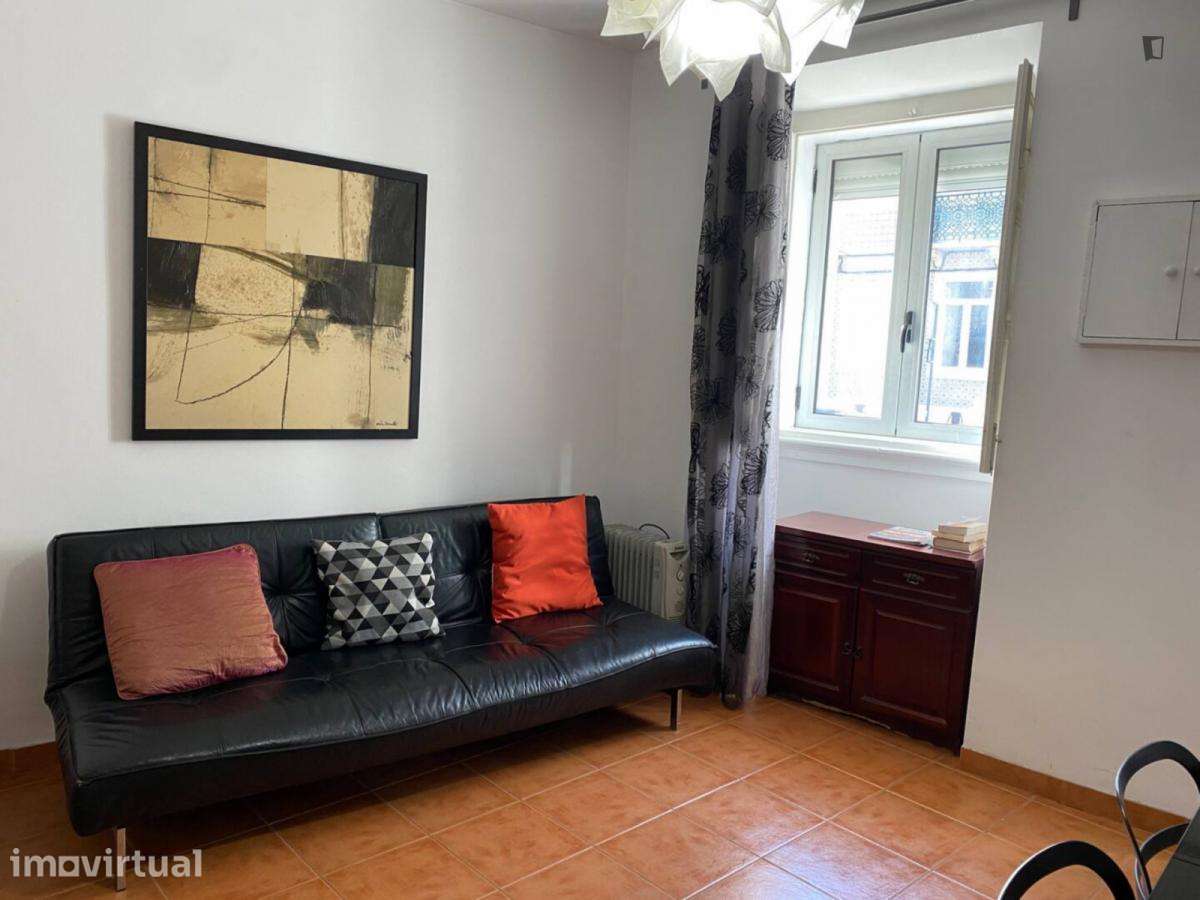 Apartamento com 1 quartos - localizado em Santa Apolónia Lisbon - Grande imagem: 2/8