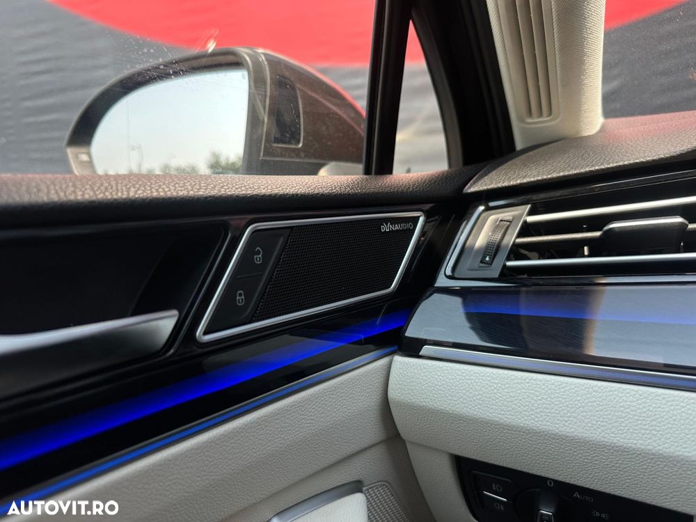 VOLKSWAGEN Passat 2015 — imagine 17
