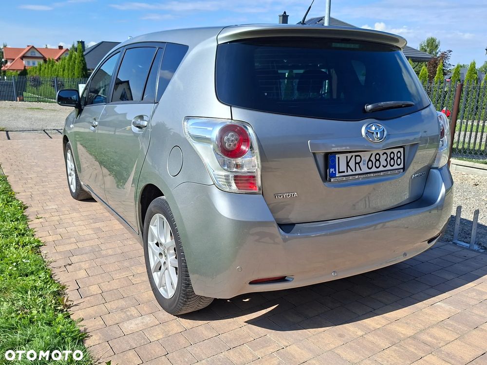 Toyota Verso 1.6 Sol EU5 - 6