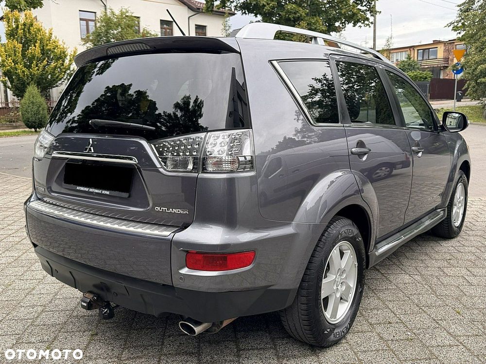 Mitsubishi Outlander - 5