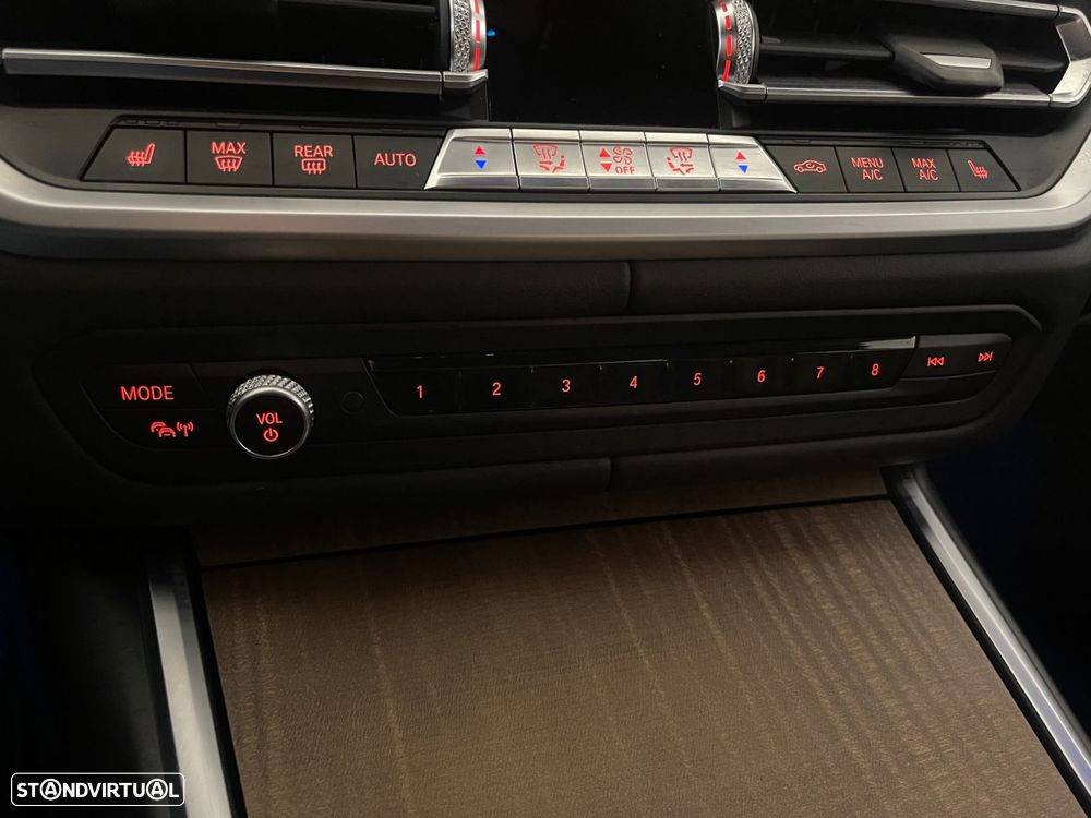 BMW 330 e Pack M Auto - 35