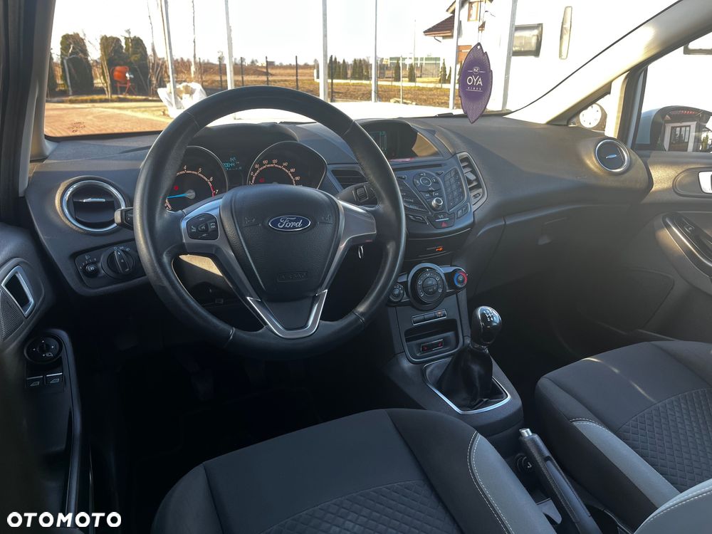Ford Fiesta - 31