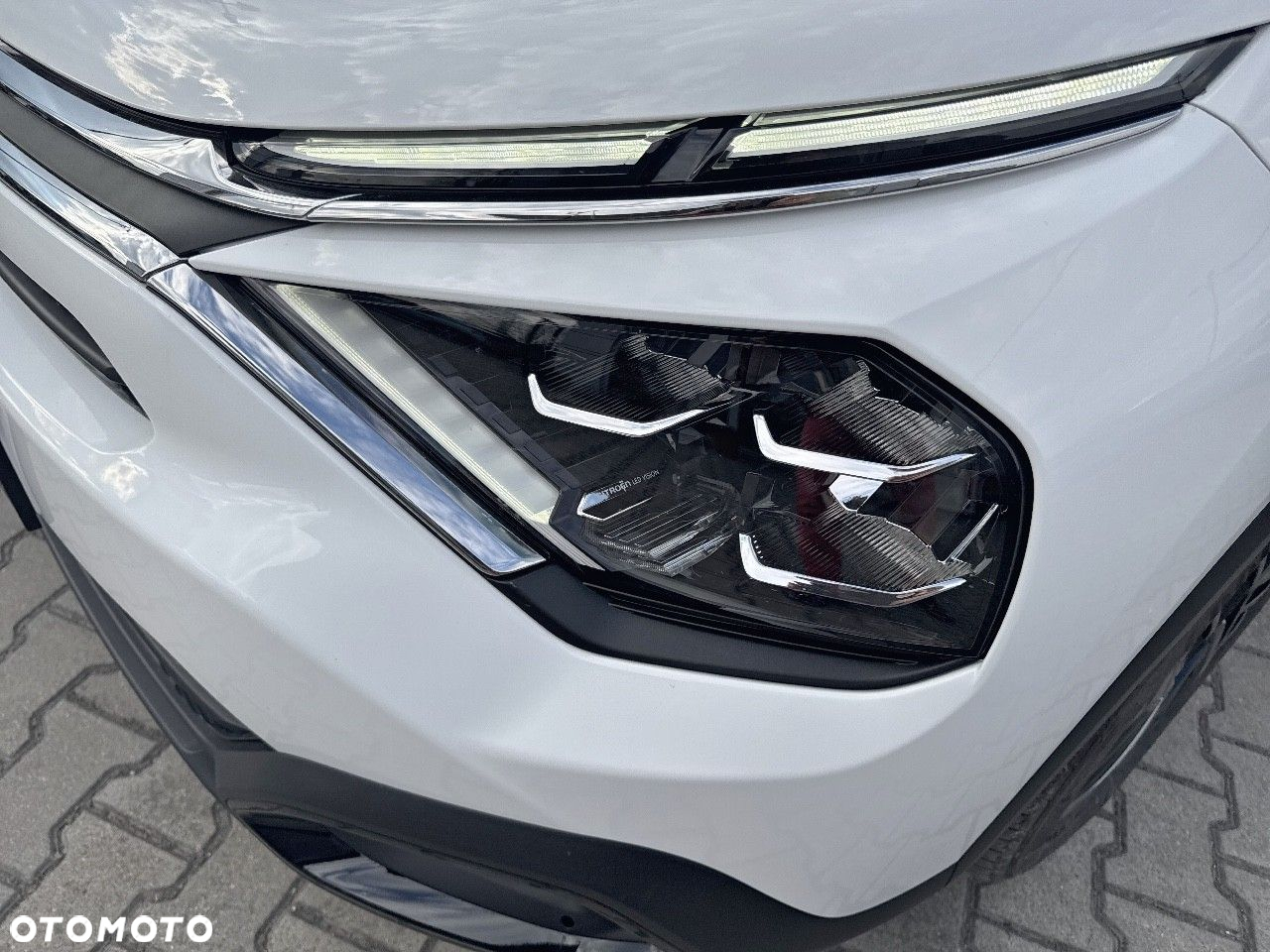 Citroën C4 1.2 PureTech Plus S&S EAT8 - 13