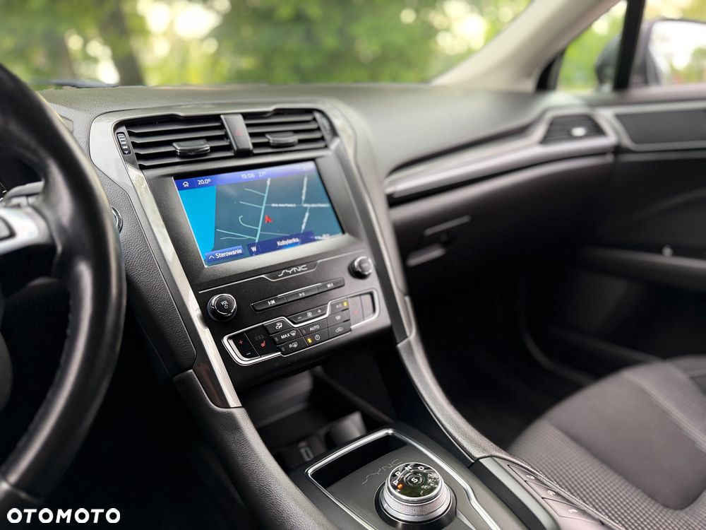 Ford Mondeo 2.0 EcoBlue Allrad Titanium - 19