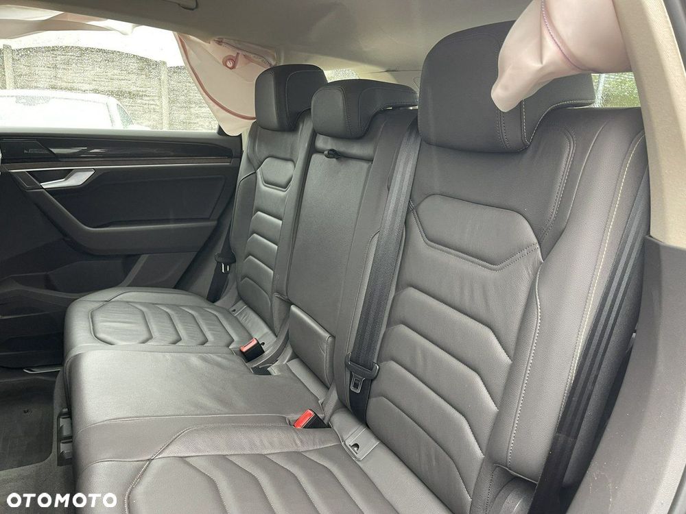 Volkswagen Touareg 3.0 V6 TDI 4Motion Elegance - 9