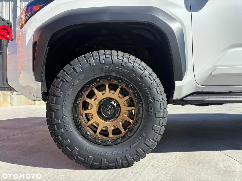 Toyota 4-Runner - 12