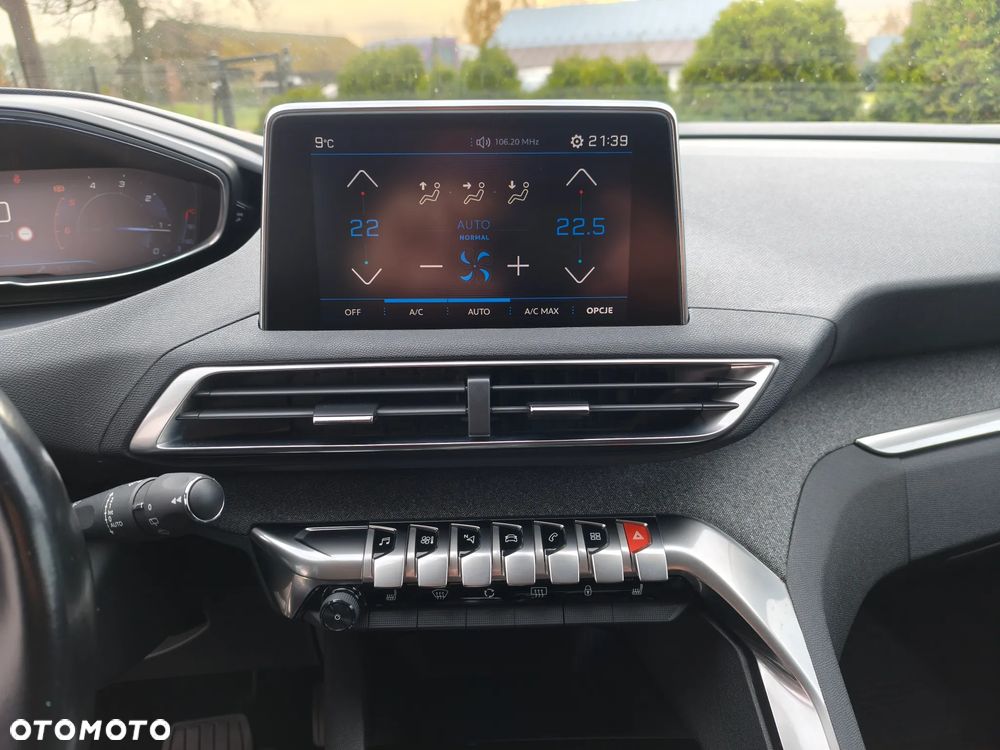 Peugeot 5008 1.6 BlueHDi Style 7os - 17