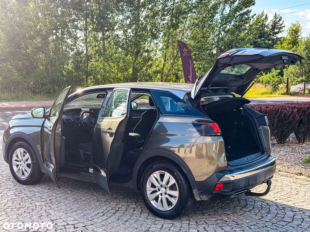 Peugeot 3008 PureTech 130 Stop & Start GPF Allure - 23