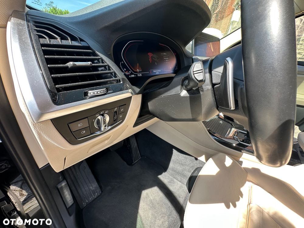 BMW X4 xDrive20i Advantage sport - 21