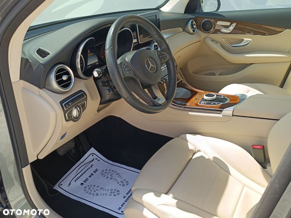 Mercedes-Benz GLC - 20
