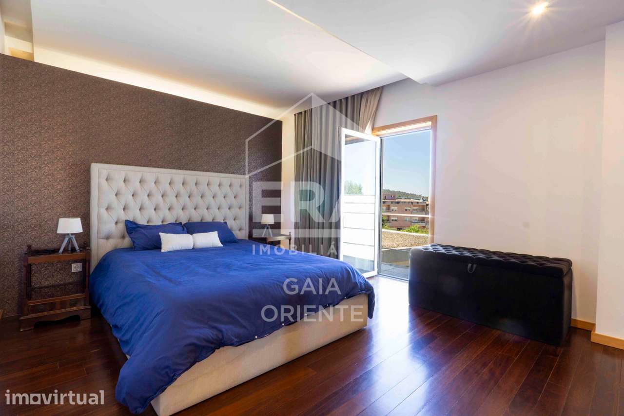 Moradia T4 com Piscina - Grande imagem: 4/60