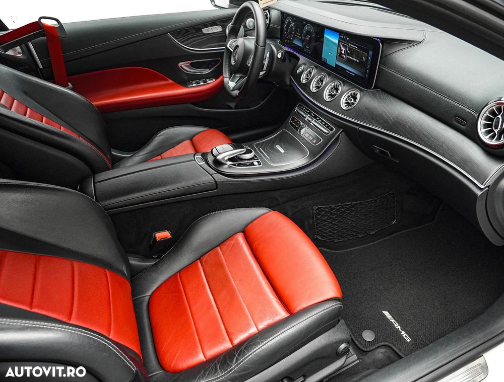 Mercedes-Benz E 300 9G-TRONIC AMG Line - 12