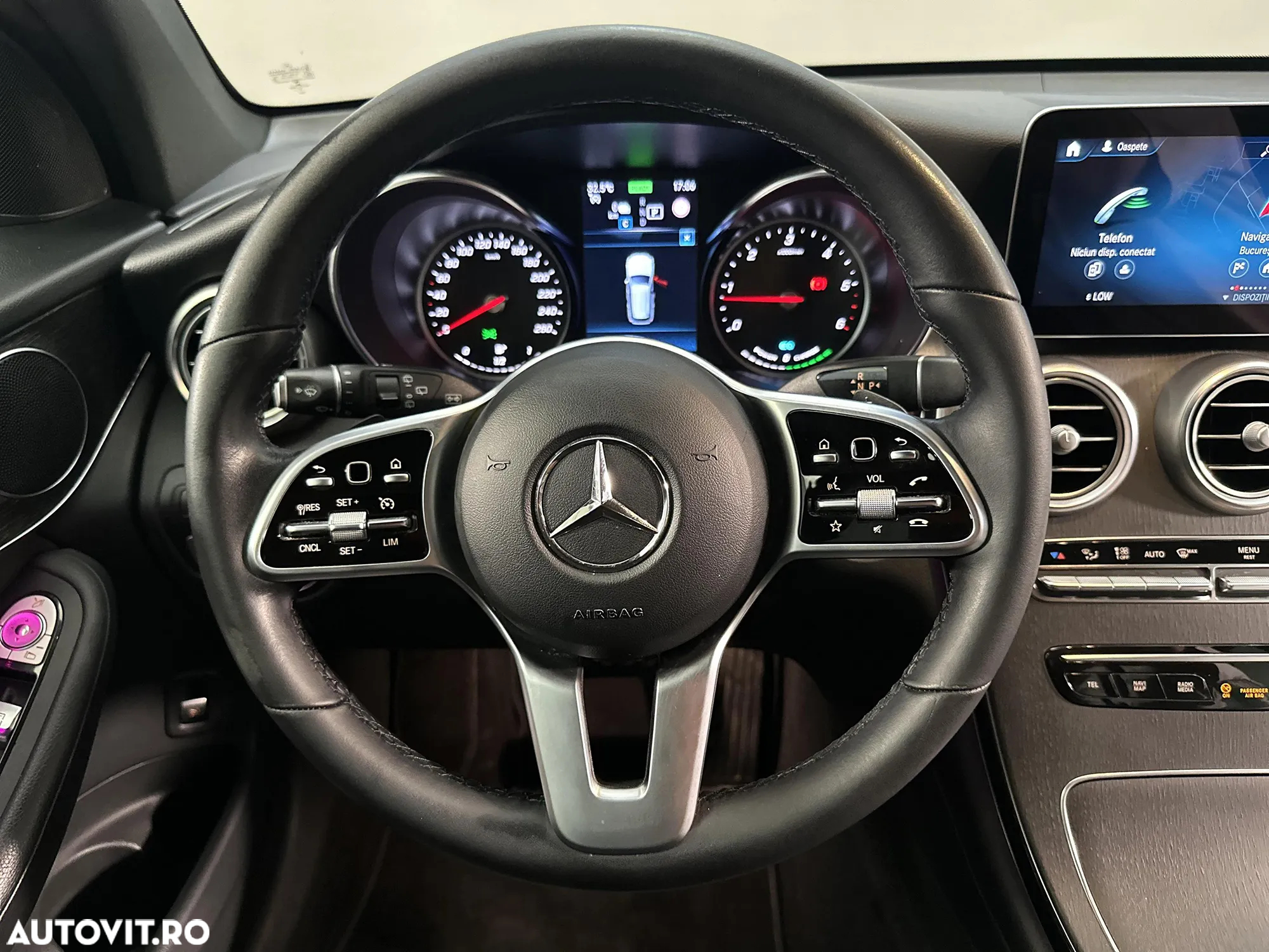 Mercedes-Benz GLC 300 de 4MATIC - 16
