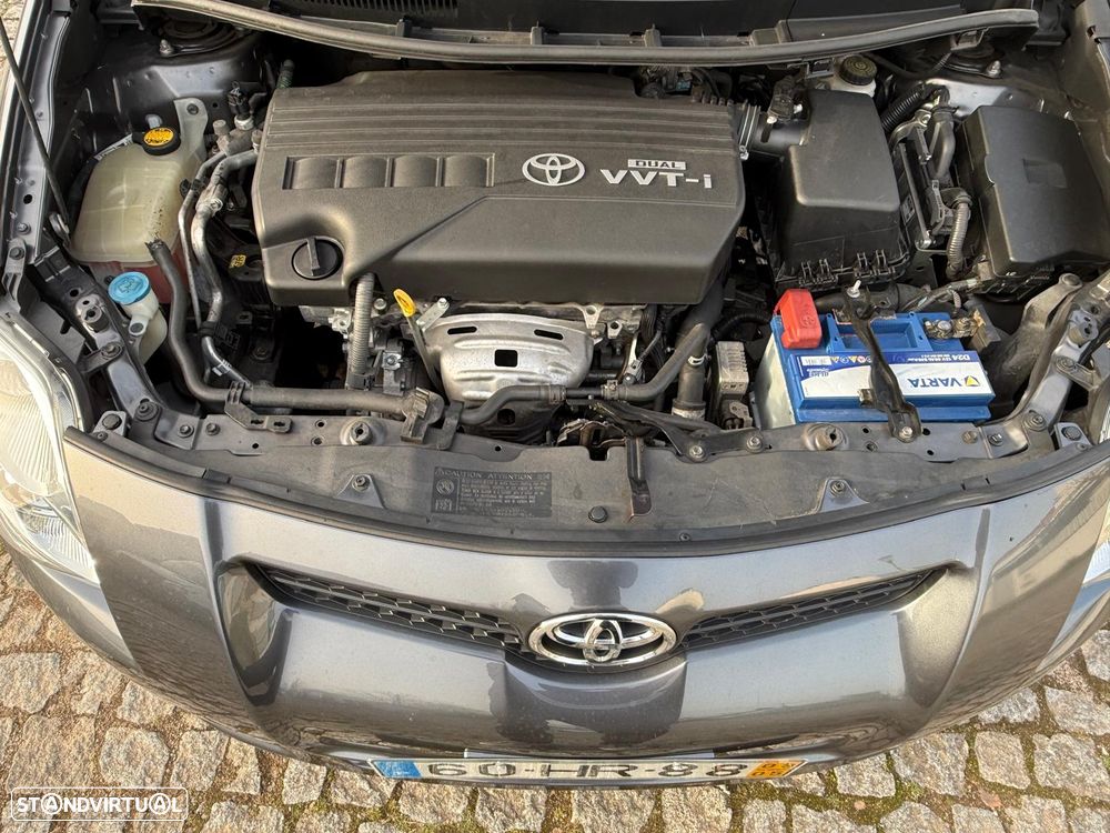 Toyota Auris 1.33 VVT-i Gold Edition - 12