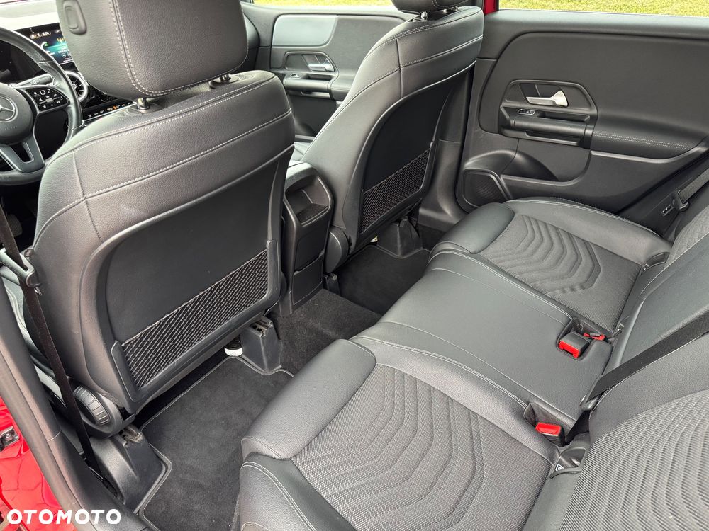 Mercedes-Benz Klasa B 180 d Progressive 7G-DCT - 18