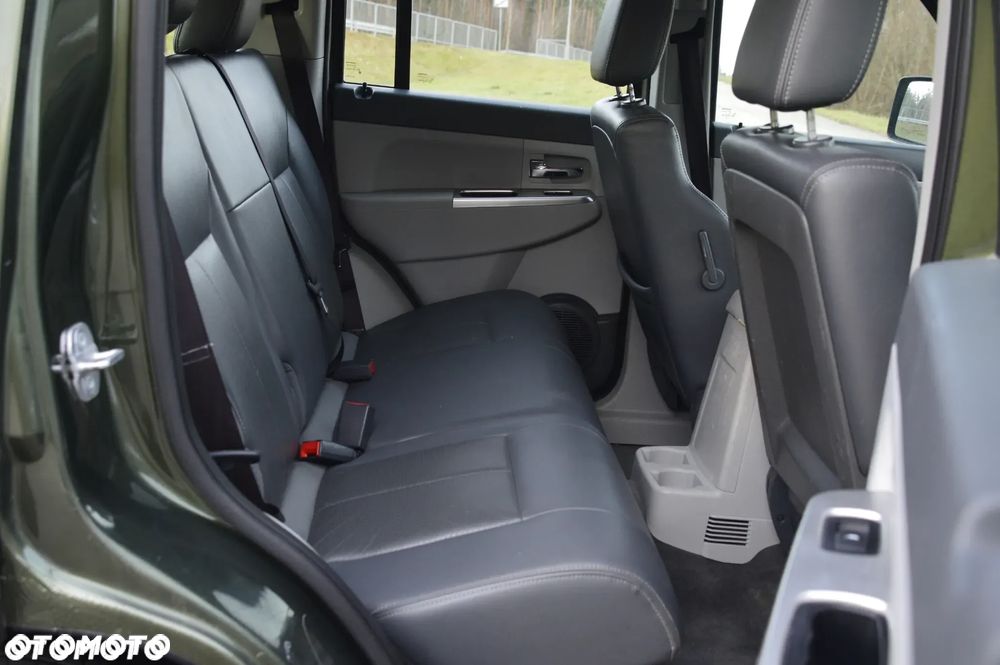 Jeep Cherokee 3.7 Limited - 10