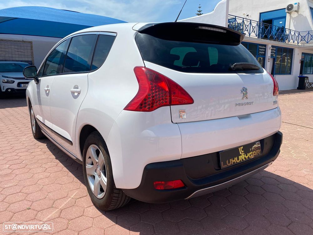 Peugeot 3008 2.0 HDi Hybrid4 - 7