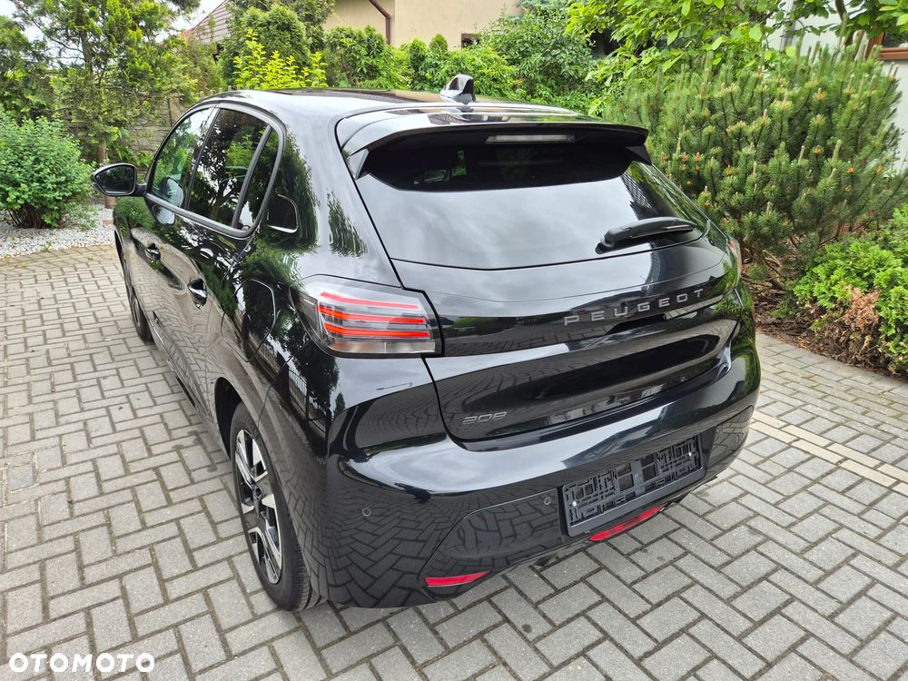 Peugeot 208 TURBO 100 Allure - 21